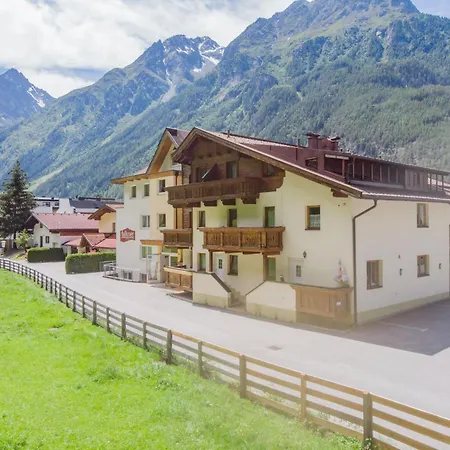 Falkner-14 By Interhome