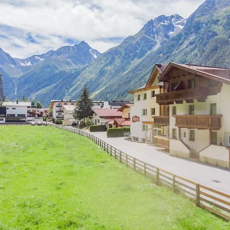 Falkner-14 By Interhome Λάνγκενφελντ