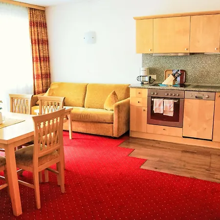 Falkner-14 By Interhome